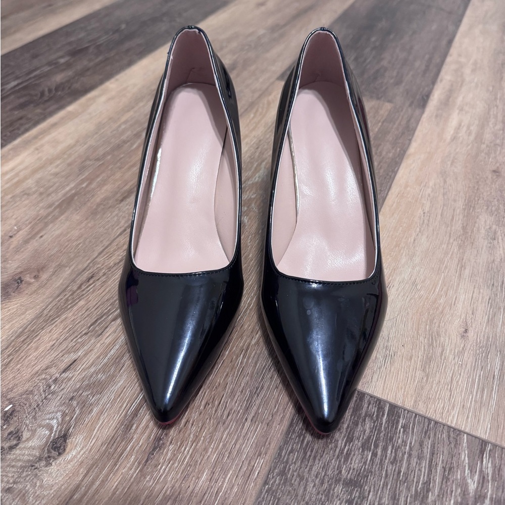 Classic Black Patent Heels with Red Bottom Soles (Unbranded)